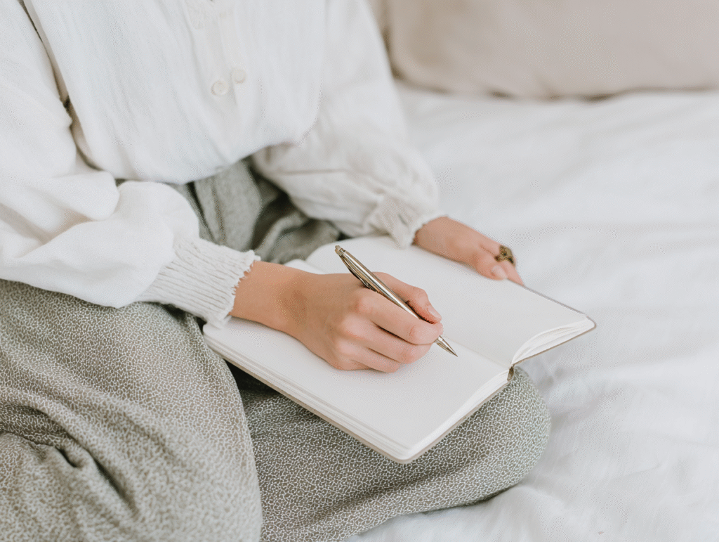 feminine-journaling
